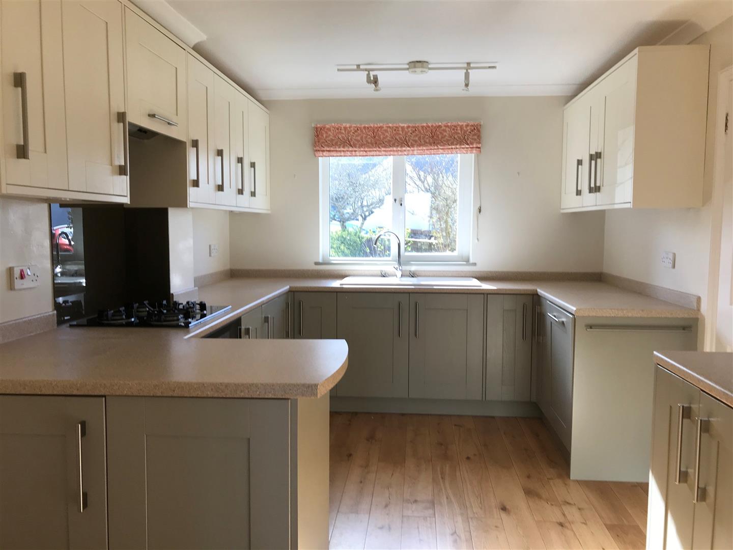 Cullen View, Probus, Truro